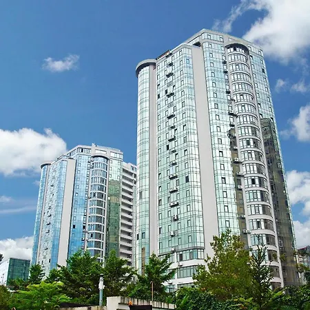 Апартаменти Arcadia Great 2-bedroom *